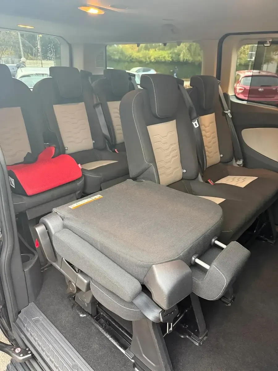Gebraucht Ford Tourneo Custom 170 PS (125 kW) 2017 Schwarz Van