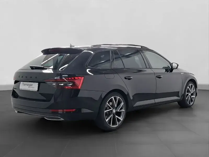 Gebraucht Skoda Superb SportLine 200 PS (147 kW) 2024 Schwarz Kombi