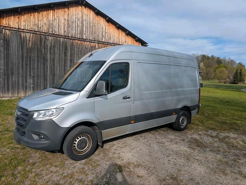 Second-hand Mercedes Sprinter 190 CP (139 kW) 2021 Argintiu Van