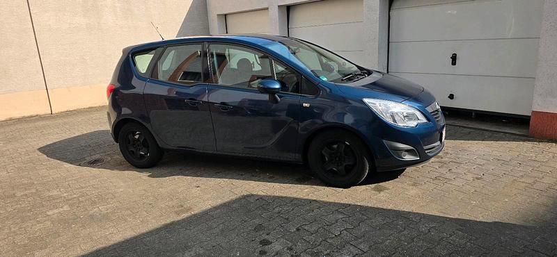 Gebraucht Opel Meriva 101 PS (74 kW) 2011 Blau Van / Kleinbus