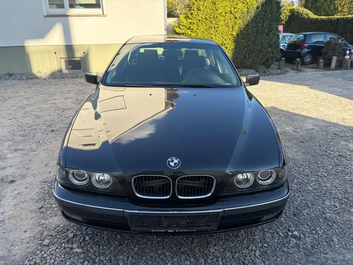 Gebraucht BMW 523 170 PS (125 kW) 1997 Schwarz Limousine