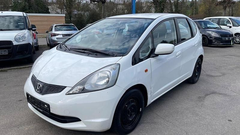 Gebraucht Honda Jazz Trend 90 PS (66 kW) 2011 Weiß Kleinwagen