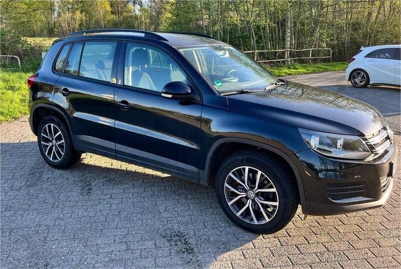Schwarz Gebraucht 2013 VW Tiguan SUV | 9.500 € (Guter Preis) - Bild 1/4