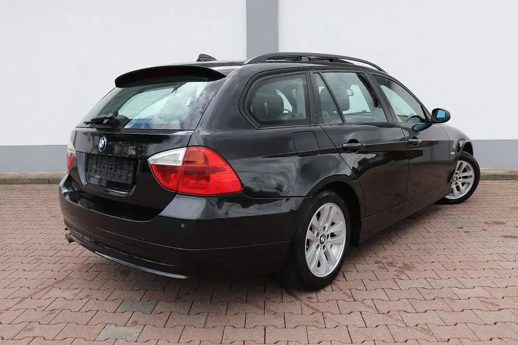 Occasion BMW 320 Advantage 163 ch (119 kW) 2006 Noir Break