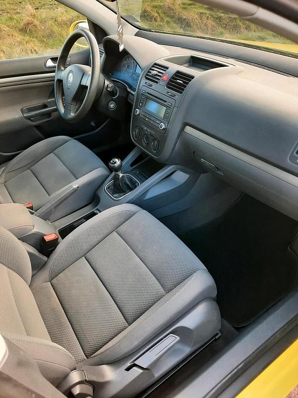 Gebraucht VW Golf IV 116 PS (85 kW) 2005 Gelb Kombi