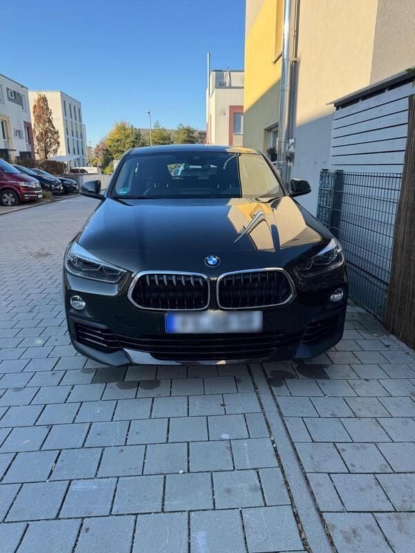 Braun Gebraucht 2019 BMW X2 SUV | 22.900 € (Superpreis) - Bild 1/4