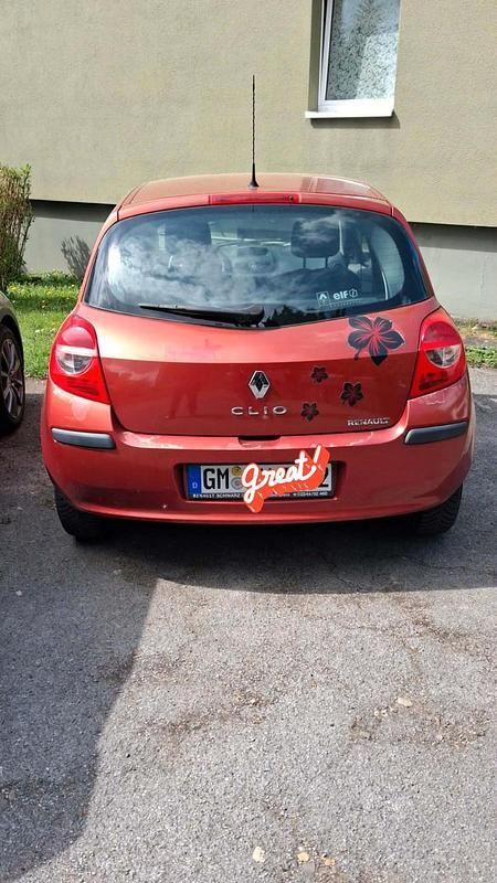 Usata Renault Clio II 2005 Rosso Utilitaria