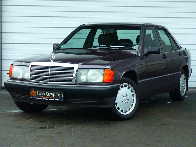 Violet Gebraucht 1991 Mercedes 190 Limousine | 6.790 € - Bild 1/4