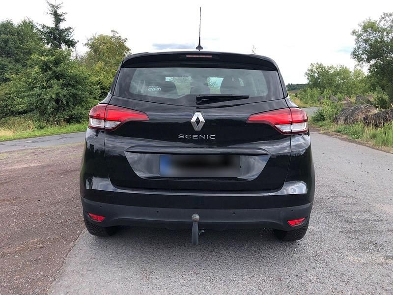 Second-hand Renault Scénic IV 110 CP (80 kW) 2018 Negru Monovolum