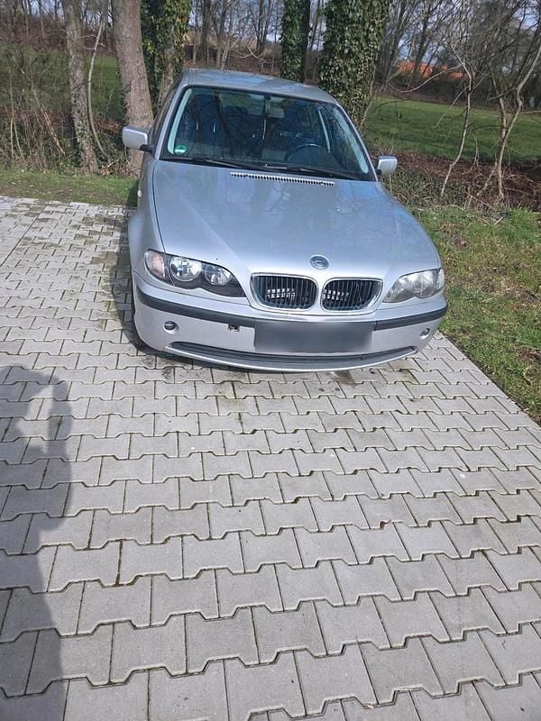 Gebraucht BMW 318 143 PS (105 kW) 2003 Silber Limousine