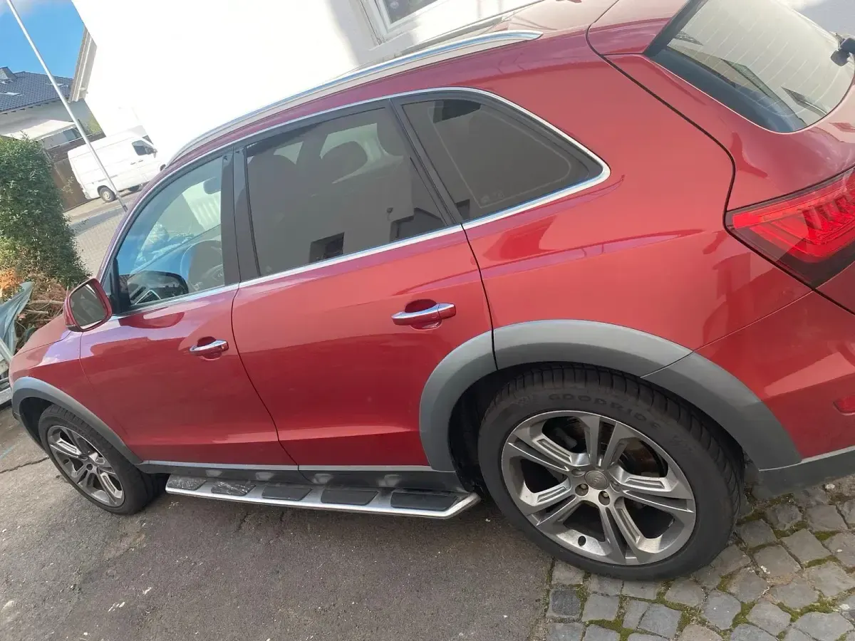 Gebraucht Audi Q5 Comfort 245 PS (180 kW) 2014 Rot SUV