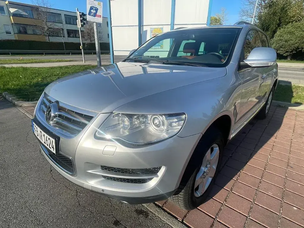 Gebraucht VW Touareg R 174 PS (127 kW) 2008 Silber SUV