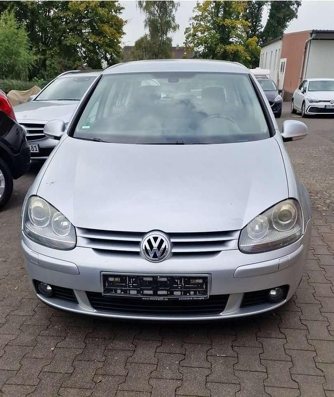 Silber Gebraucht 2007 VW Golf Comfortline Limousine | 1.900 € (Superpreis) - Bild 1/4