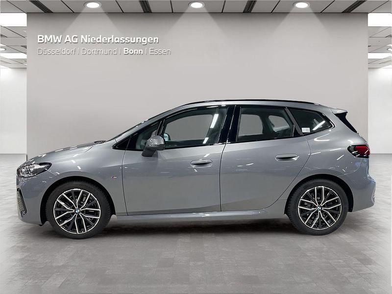 Gebraucht BMW 223 Active Tourer M Sport 204 PS (150 kW) 2022 Grau Van / Kleinbus
