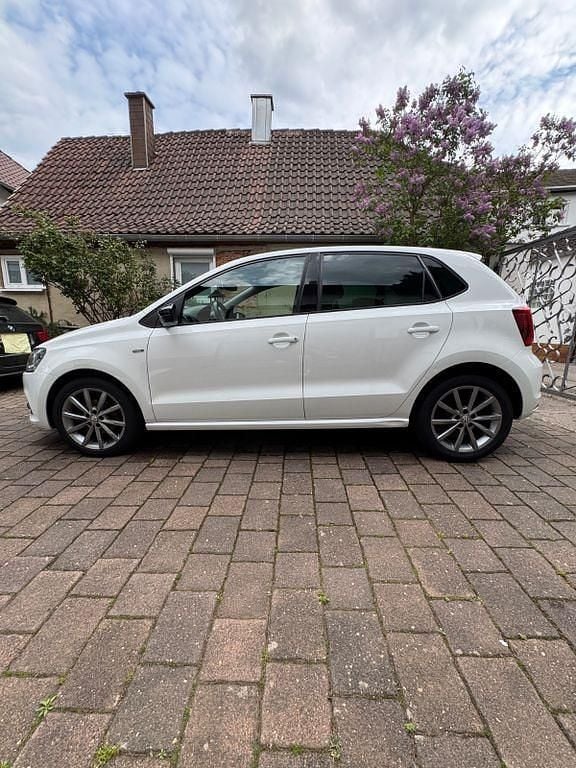 Usado VW Polo 90 HP (66 kW) 2014 Branco Sedan