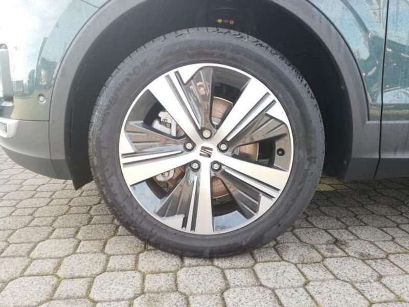 Neu Seat Tarraco 4Drive 245 PS (180 kW) 2025 Dark camouflage green metallic SUV