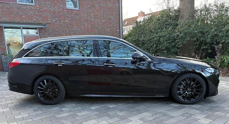 Gebraucht Mercedes C300 AMG line 258 PS (189 kW) 2024 Schwarz Limousine