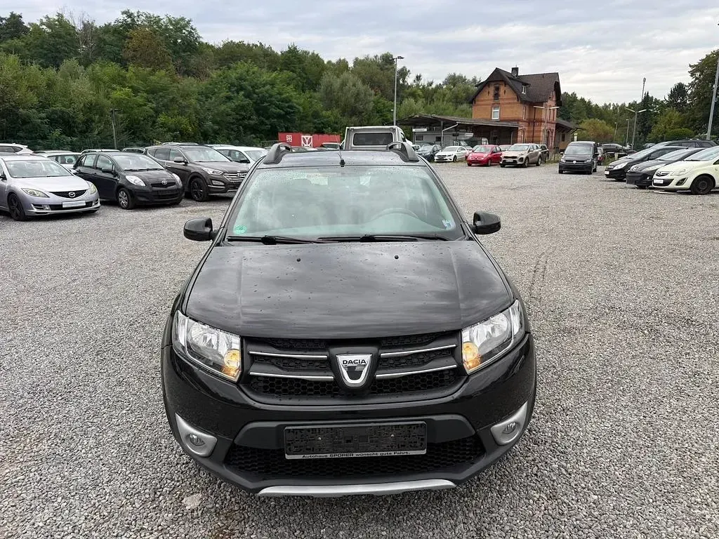 Gebraucht Dacia Sandero Prestige 90 PS (66 kW) 2014 Schwarz Limousine