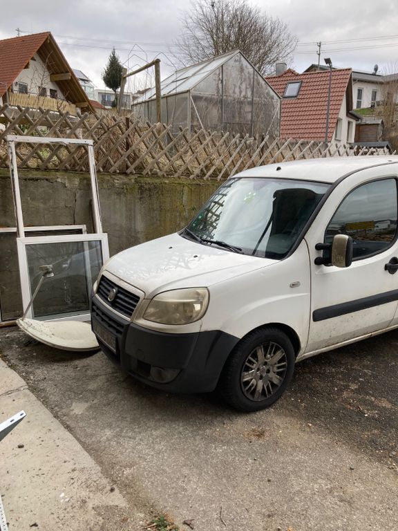 Weiß Gebraucht 2008 Fiat Doblò Van / Kleinbus | 1.999 € (Superpreis) - Bild 1/4