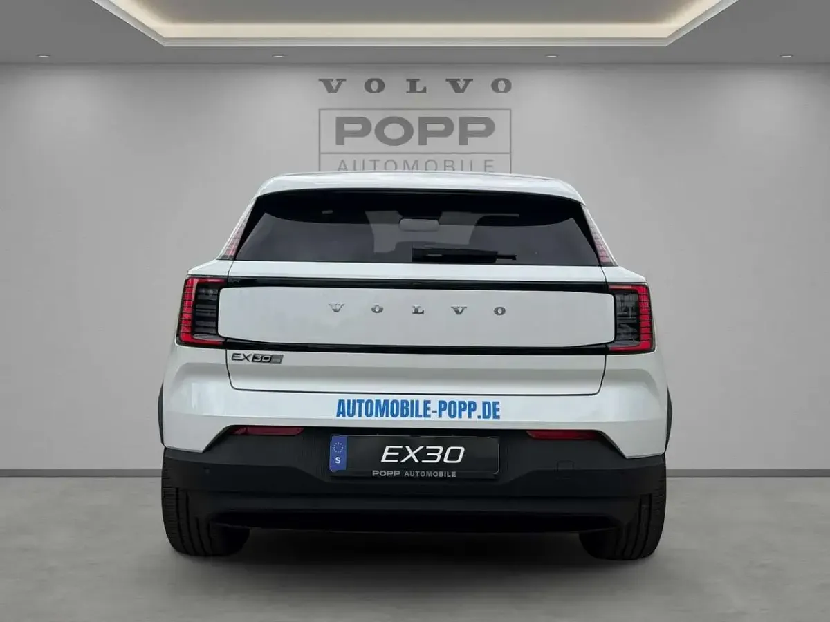 Gebraucht Volvo EX30 Plus 200 kW (272 PS) 2026 Crystal white pearl SUV