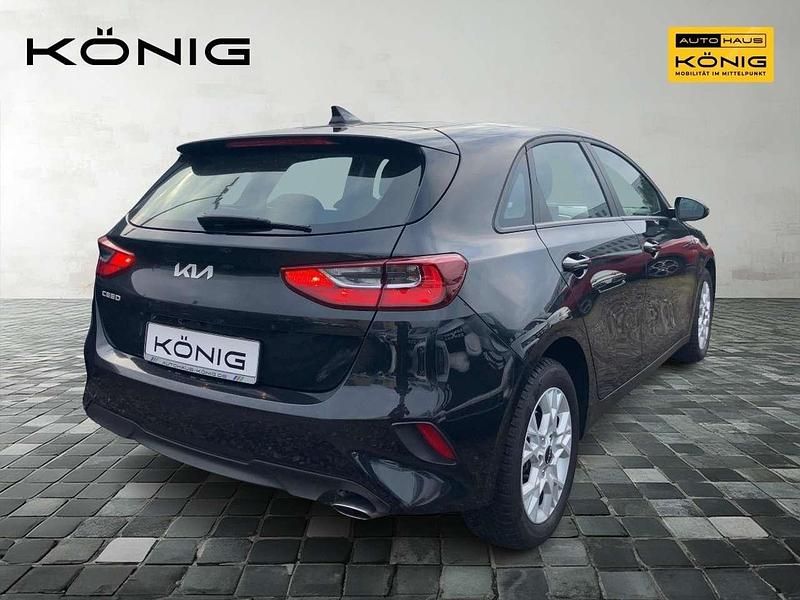 Gebraucht Kia Ceed Edition 7 101 PS (74 kW) 2023 Schwarz Kleinwagen