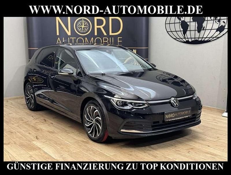 Gebraucht VW Golf VIII Active 150 PS (110 kW) 2022 Deep black perleffek (metallic) Kleinwagen