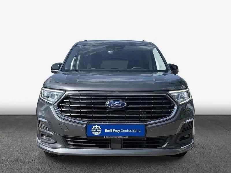 Neu Ford Tourneo Titanium 122 PS (89 kW) 2025 Grau Kombi
