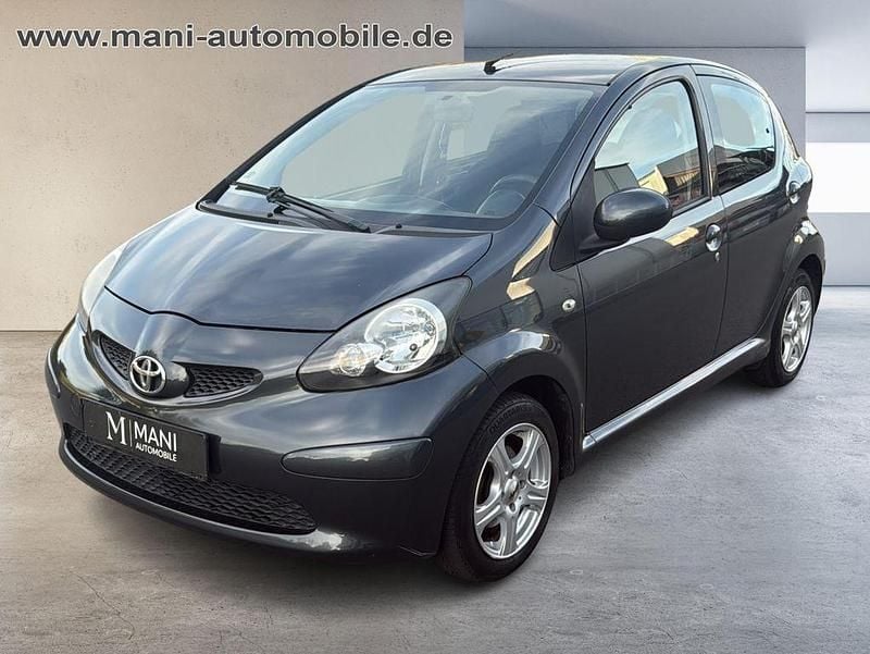Gebraucht Toyota Aygo Cool 68 PS (50 kW) 2007 Grau Kleinwagen