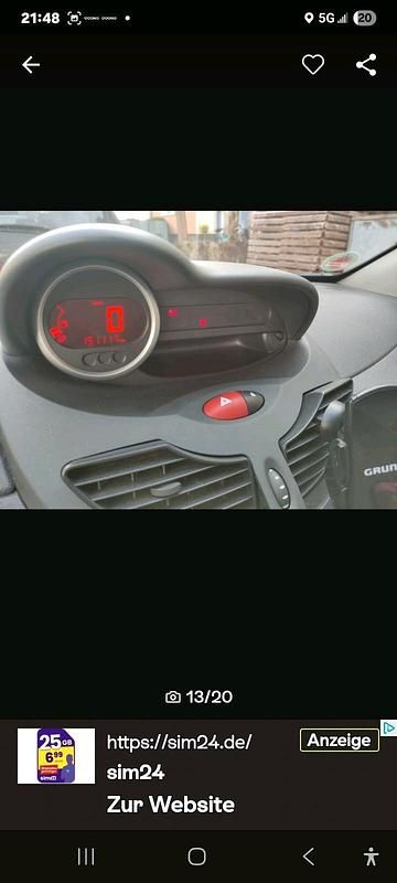 Second-hand Renault Twingo 57 CP (41 kW) 2010 Roșu Hatchback