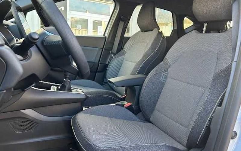 Gebraucht Renault Captur Techno 140 PS (102 kW) 2025 Grau SUV