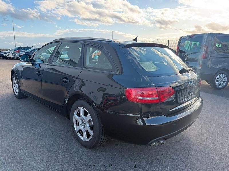 Gebraucht Audi A4 Attraction 120 PS (88 kW) 2009 Schwarz Kombi