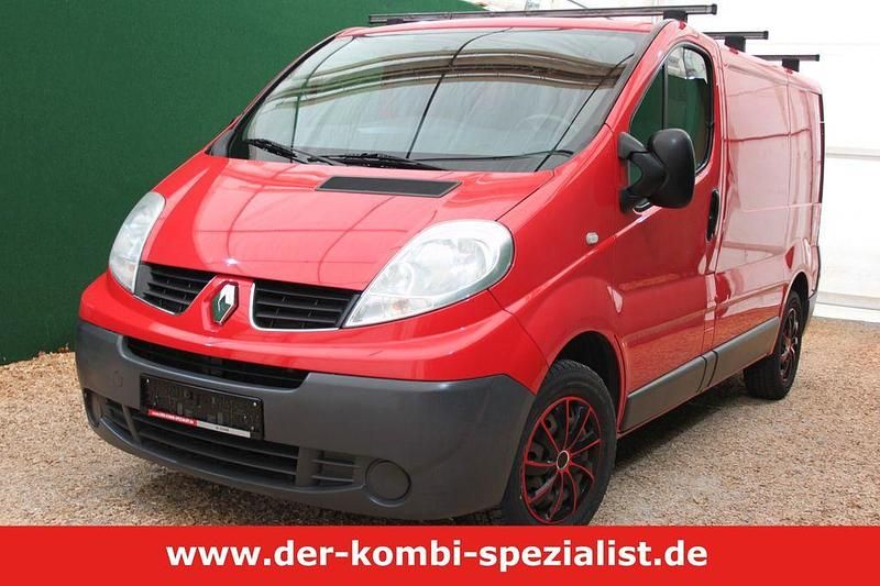 Rot Gebraucht 2013 Renault Trafic Van | 6.450 € (Guter Preis) - Bild 1/4