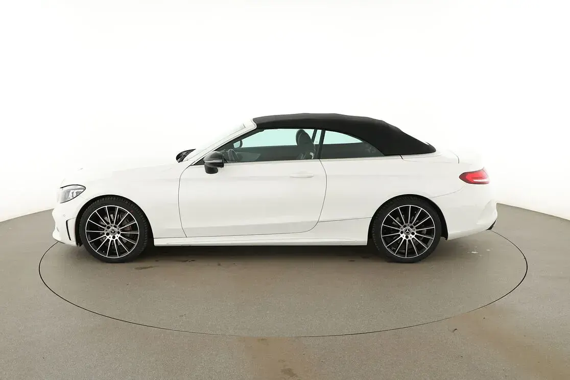 Gebraucht Mercedes C200 AMG line 2018 Weiß Cabrio