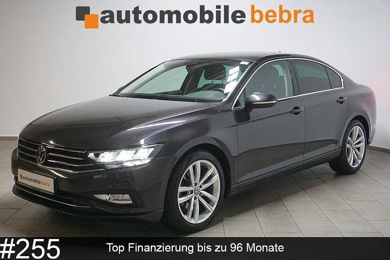 Mangangrau Gebraucht 2021 VW Passat R-line Limousine | 24.490 € (Fairer Preis) - Bild 1/4
