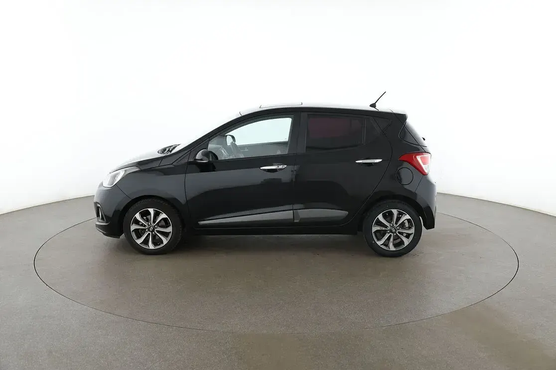Gebraucht Hyundai i10 Style 87 PS (63 kW) 2016 Schwarz Kleinwagen