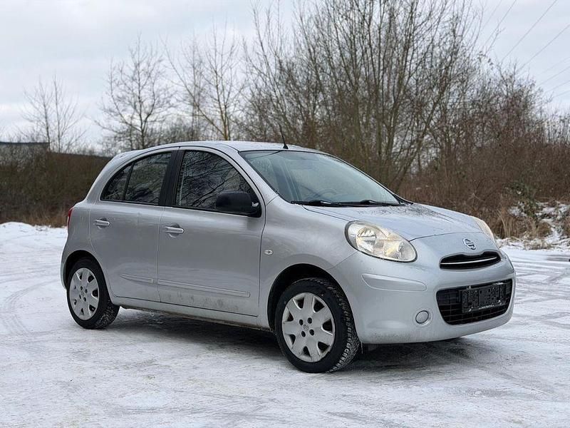 Gebraucht Nissan Micra 80 PS (58 kW) 2012 Silber Kleinwagen
