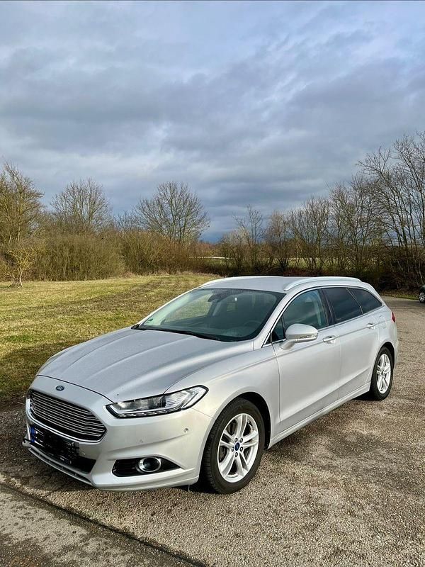 Gebraucht Ford Mondeo Titanium 150 PS (110 kW) 2018 Silber Kombi