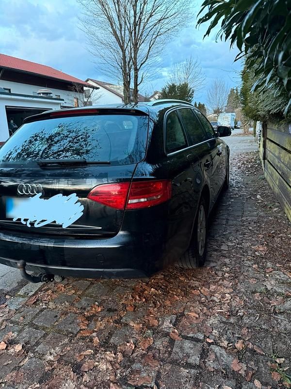 Gebraucht Audi A4 130 PS (95 kW) 2009 Schwarz Kombi