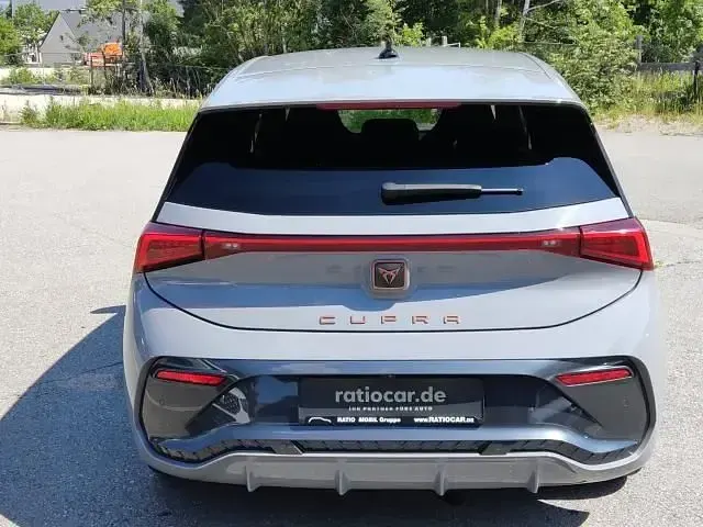 Gebraucht Cupra Born 150 kW (204 PS) 2022 Grau Kleinwagen
