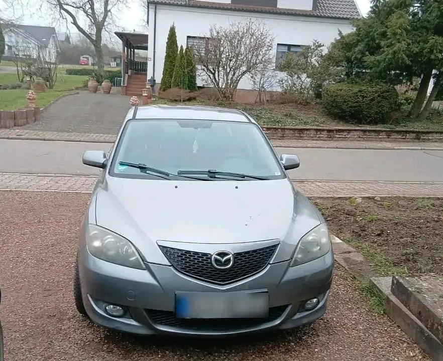Usata Mazda 3 105 CV (77 kW) 2005 Grigio Berlina