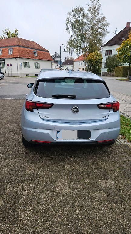 Gebraucht Opel Astra Edition 110 PS (80 kW) 2017 Blau Limousine