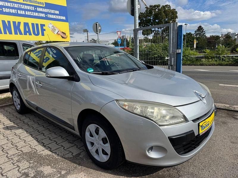 Second-hand Renault Mégane 101 CP (74 kW) 2009 Gri Berlinǎ