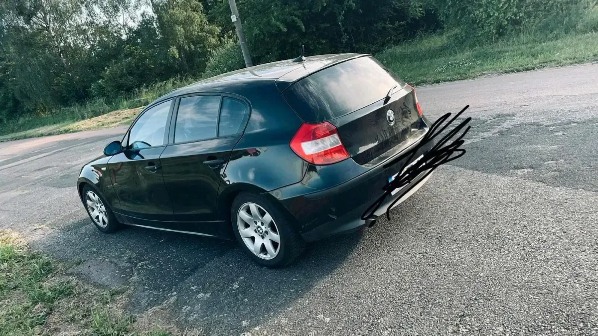 Gebraucht BMW 116 116 PS (85 kW) 2004 Schwarz Kleinwagen