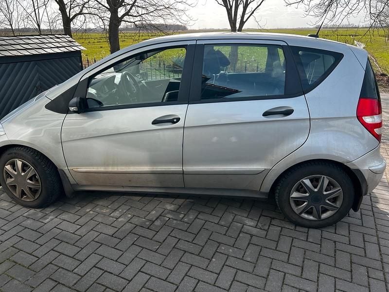 Gebraucht Mercedes A170 115 PS (84 kW) 2005 Silber Limousine