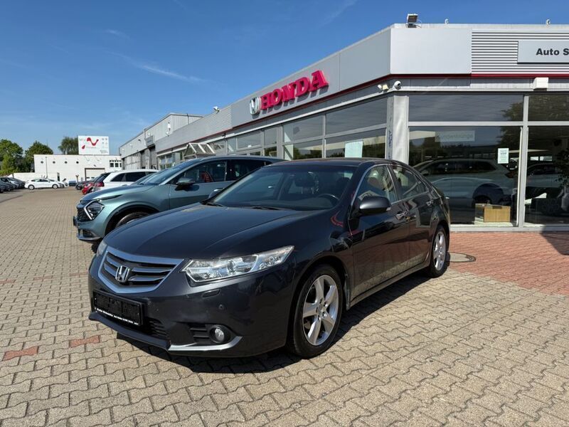 Grau Gebraucht 2014 Honda Accord Lifestyle Limousine | 13.990 € (Etwas zu teuer) - Bild 1/4
