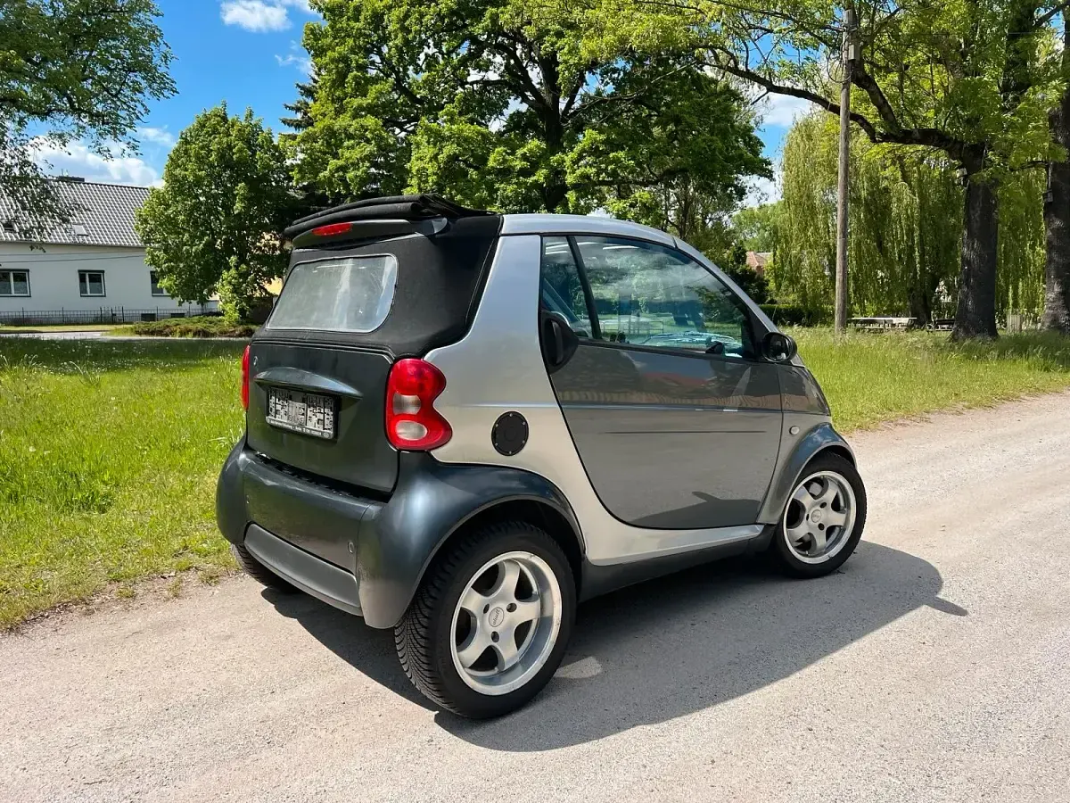 Occasion Smart ForTwo Cabrio 60 ch (44 kW) 2002 Gris Cabriolet
