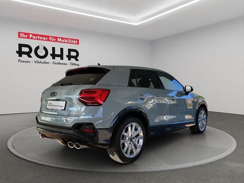 Gebraucht Audi SQ2 Sport 301 PS (221 kW) 2025 Pfeilgrau perleffekt SUV