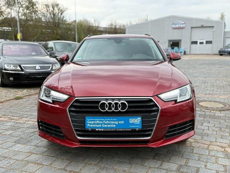 Gebraucht Audi A4 Basis 150 PS (110 kW) 2018 Matadorrot Kombi