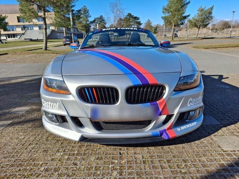 Silber Gebraucht 2004 BMW Z4 Cabrio | 13.900 € (Teuer) - Bild 1/4