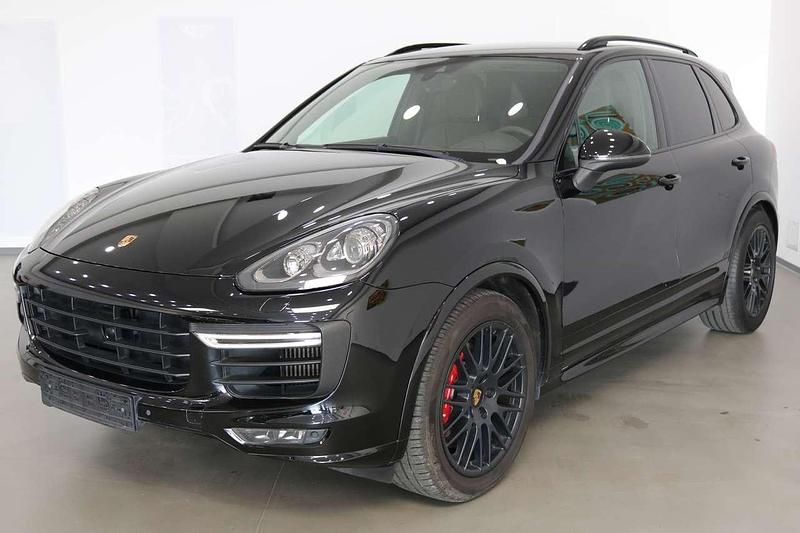 Schwarz Gebraucht 2015 Porsche Cayenne GTS Sport SUV | 39.790 € (Fairer Preis) - Bild 1/4